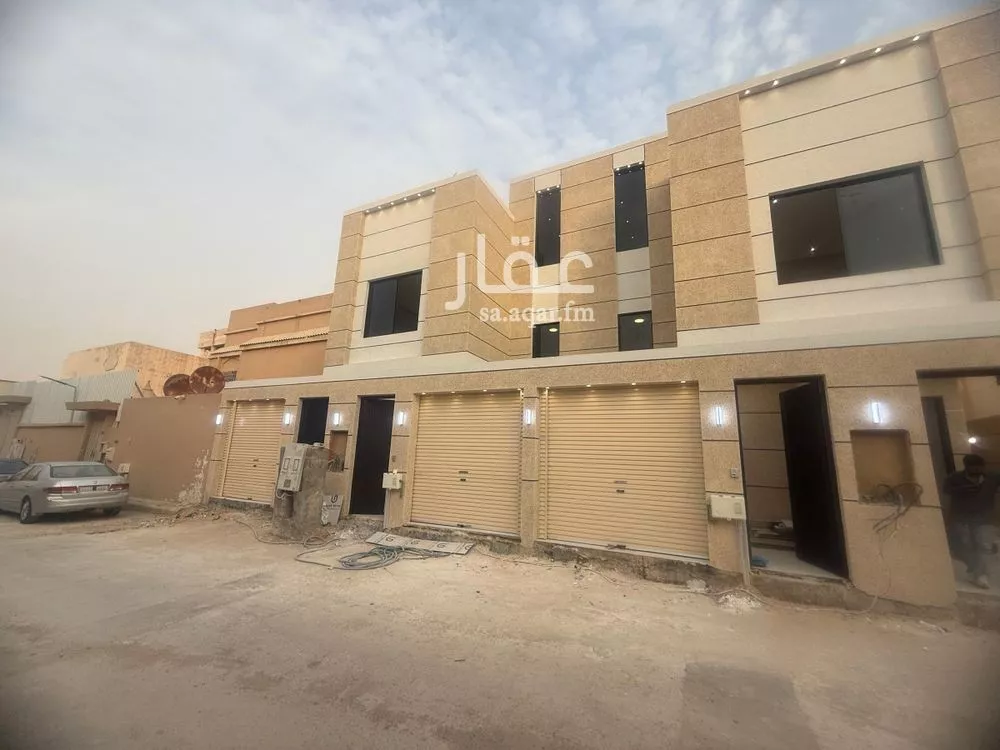دور للبيع في شارع محمد بن سليمان الحمدان, حي سلطانة, مدينة الرياض, منطقة الرياض 1 صورة