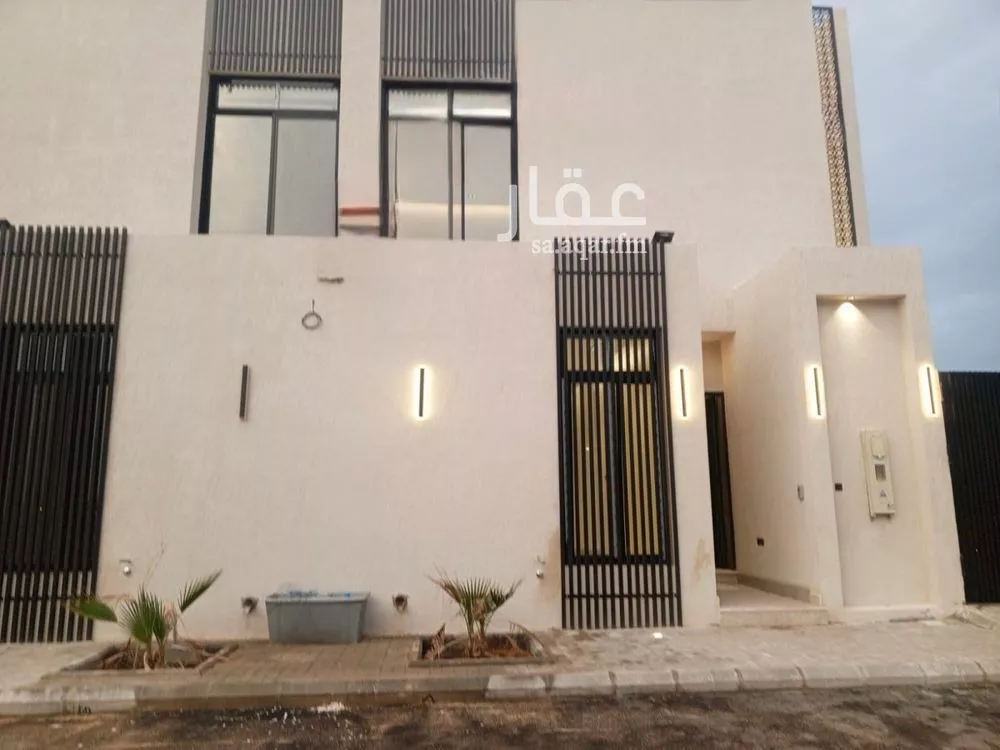 فيلا للبيع في شارع رقم 56, حي ظهرة لبن, مدينة الرياض, منطقة الرياض 1 صورة
