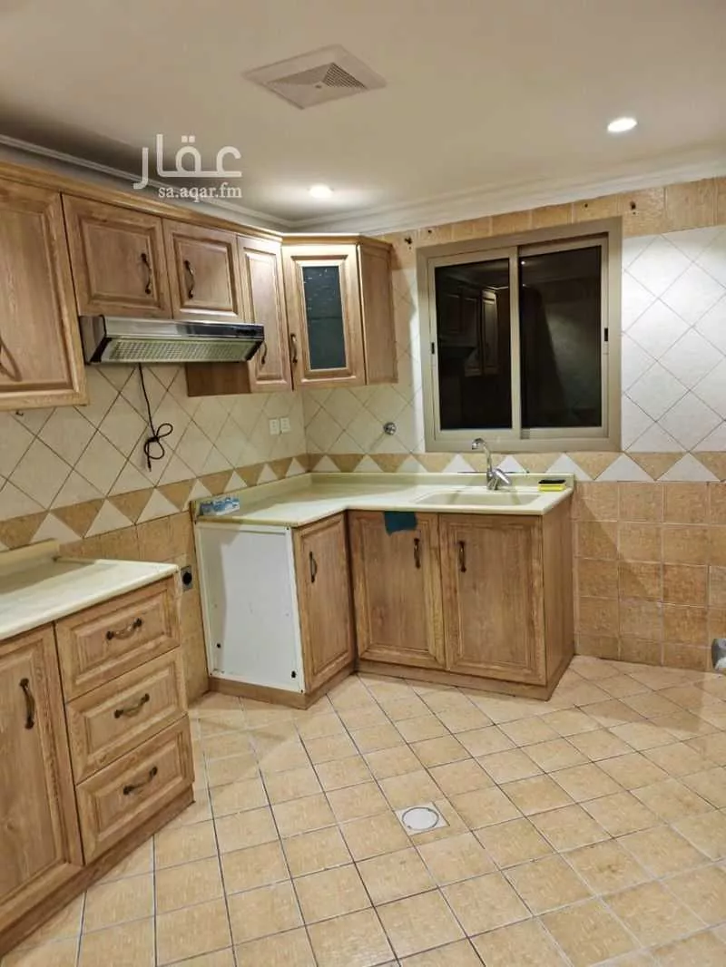 شقة للإيجار في شارع بن جبير, حي الجامعة, مدينة الظهران, المنطقة الشرقية 1 صورة