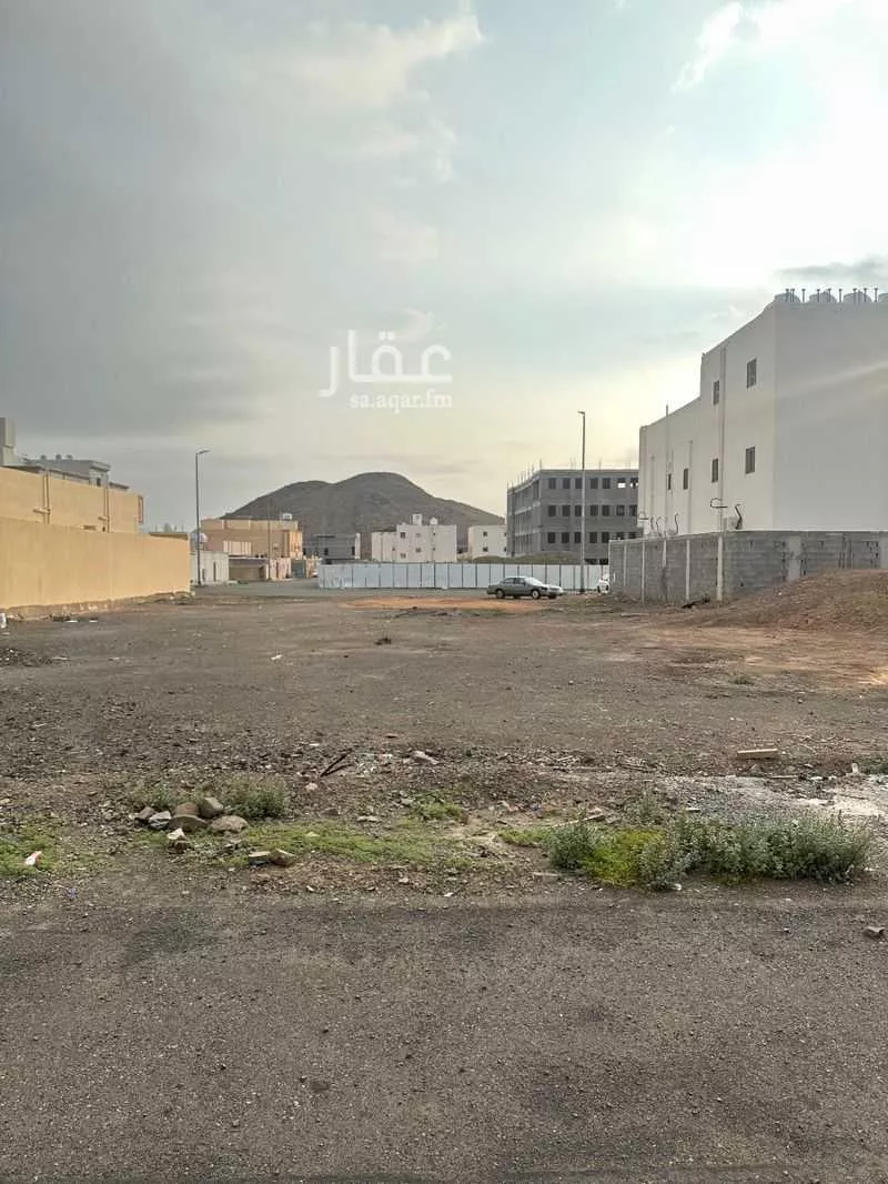 أرض للإيجار في شارع مروان بن معاوية الفزاري, حي كتانة, مدينة المدينه المنوره, منطقة المدينة المنورة 1 صورة