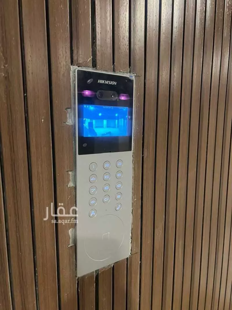 شقة للبيع في شارع سكاكا, حي الحمراء, مدينة الخبر, المنطقة الشرقية 1 صورة