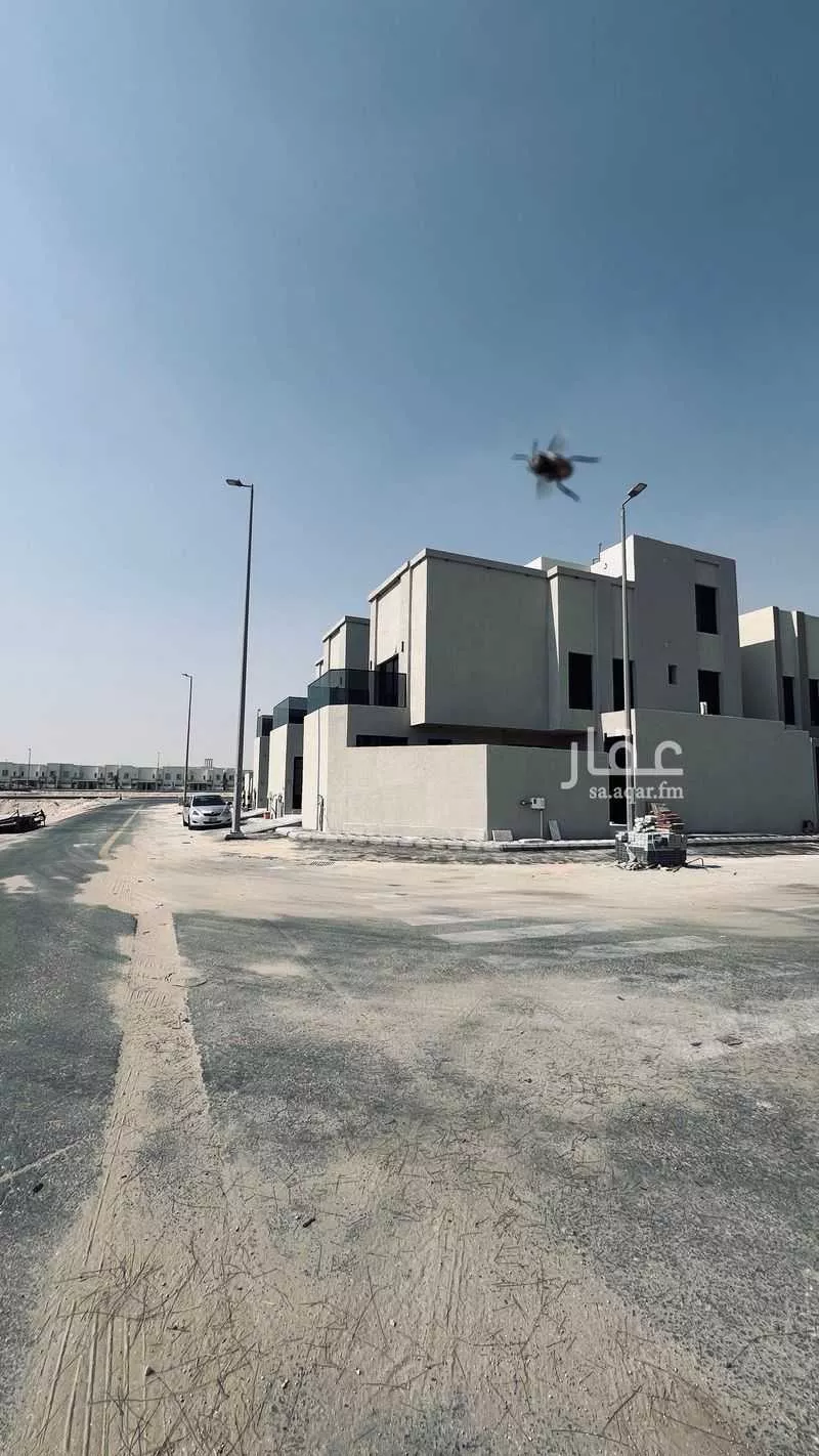 فيلا للبيع في شارع الزراعة, حي الأمواج, مدينة الخبر, المنطقة الشرقية 1 صورة