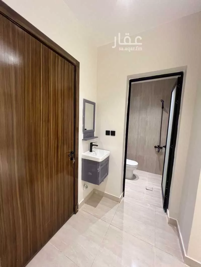 شقة للبيع في شارع الملك فهد بن عبدالعزيز سعود, حي إشبيلية, مدينة الخبر, المنطقة الشرقية 1 صورة