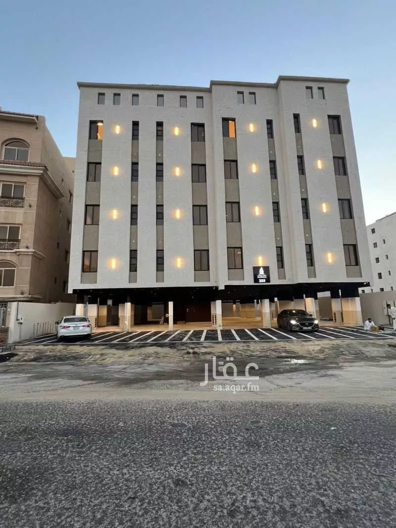 شقة للبيع في شارع الملك فهد بن عبدالعزيز سعود, حي الحمراء, مدينة الخبر, المنطقة الشرقية 1 صورة