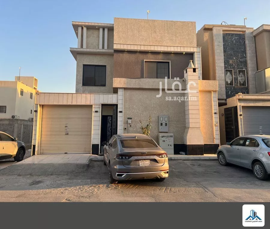 فيلا للبيع في شارع زينب بنت أبي سلمة, حي الرمال, مدينة الرياض, منطقة الرياض 1 صورة