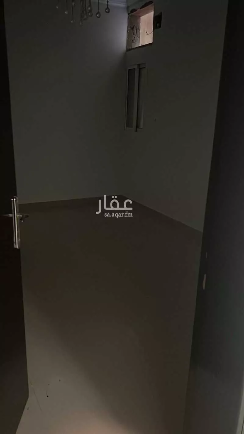 شقة للإيجار في شارع المدارس, حي الحمراء, مدينة الرياض, منطقة الرياض 1 صورة