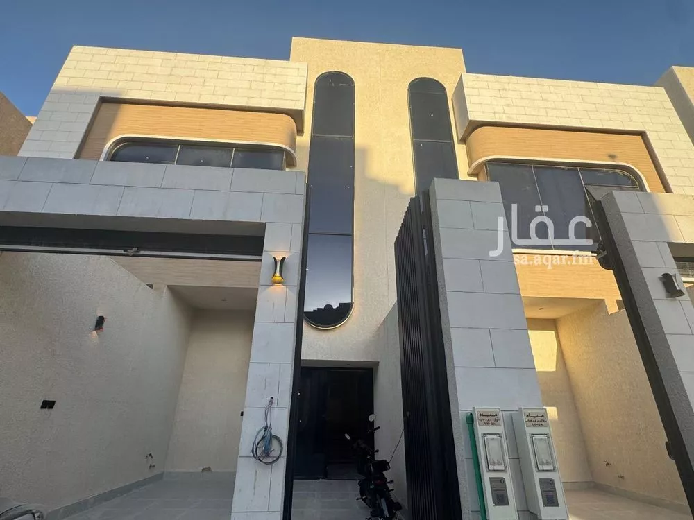 فيلا للبيع في شارع خلف بن هدهد, حي العارض, مدينة الرياض, منطقة الرياض 1 صورة