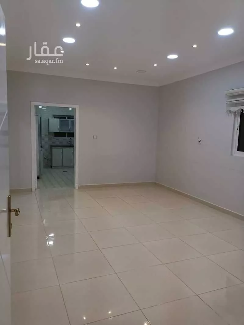 شقة للإيجار في شارع عثمان العبيد ، حي الحمراء الثاني ، الهفوف ، الاحساء 1 صورة