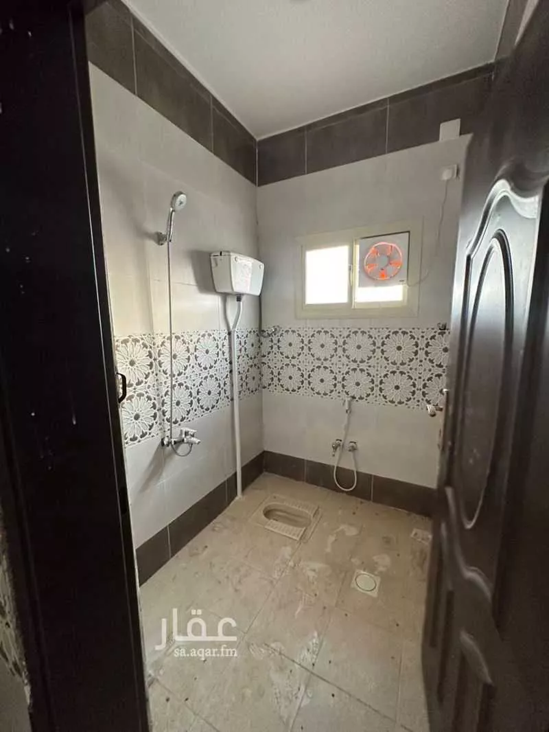 فيلا للبيع في شارع عمر ابن معاوية ، حي الحيلة الشرقي ، محايل عسير ، محايل 1 صورة