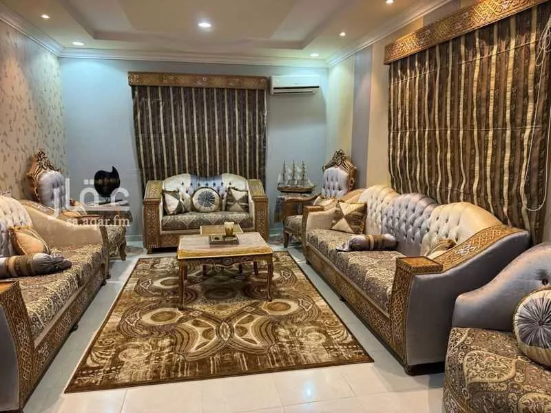 شقة للبيع في شارع شارع غزة, حي المروج, مدينة ابها, منطقة عسير 1 صورة