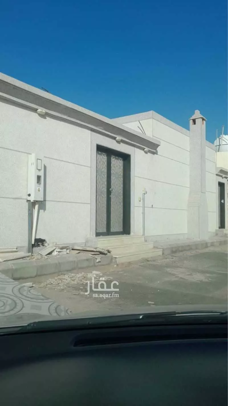 دور للبيع في شارع دريد بن شراحيل بن كعب النخعي, حي الريان, مدينة تبوك, منطقة تبوك 1 صورة