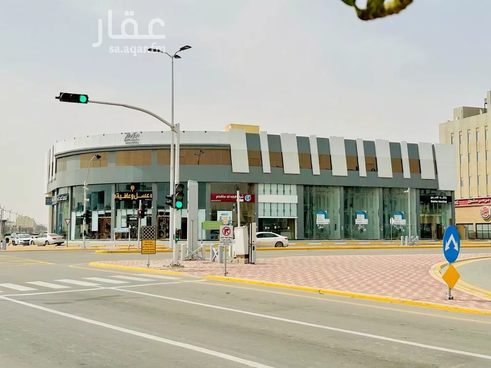 مكتب تجاري للإيجار في شارع ابن فرحان, حي الحزام الذهبي, مدينة الاحساء, المنطقة الشرقية 1 صورة
