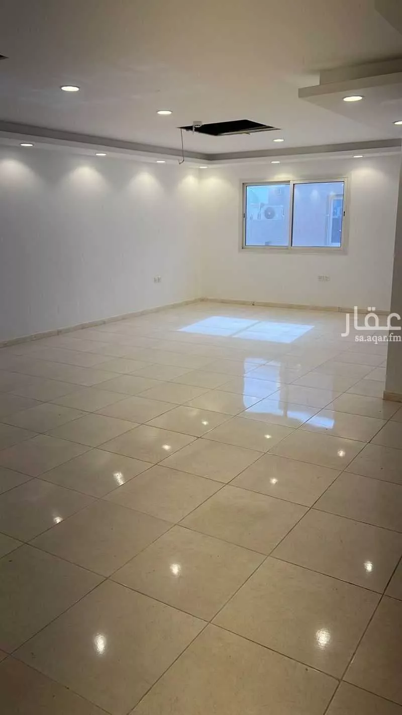 مكتب تجاري للإيجار في شارع طريق الامير محمد بن سعد بن عبد العزيز, حي الملقا, مدينة الرياض, منطقة الرياض 1 صورة