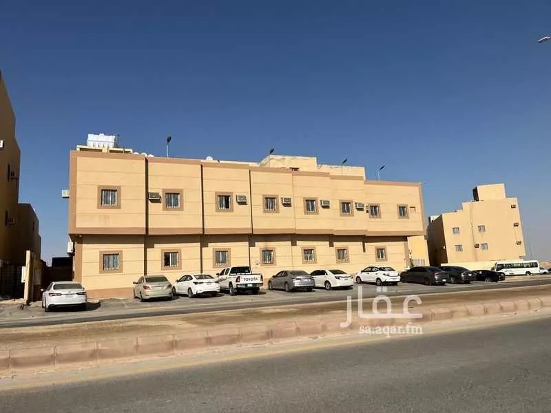 عمارة للإيجار في شارع جبل الدخان, حي ظهرة لبن, مدينة الرياض, منطقة الرياض 1 صورة