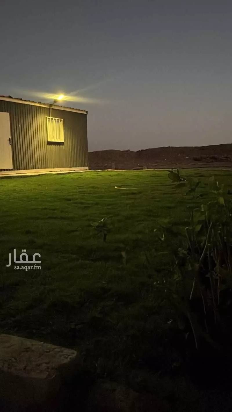 مخيم للحجز في شارع الخطة ، القاعد ، منطقة حائل 1 صورة