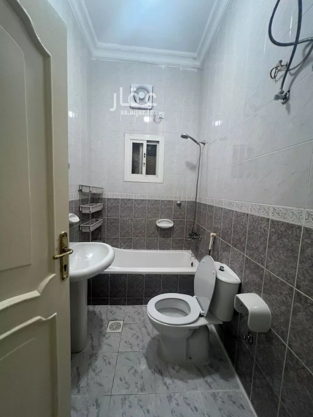 شقة للإيجار في شارع قيس ابن صيفي, حي الصفاء, مدينة جدة, منطقة مكة المكرمة 1 صورة