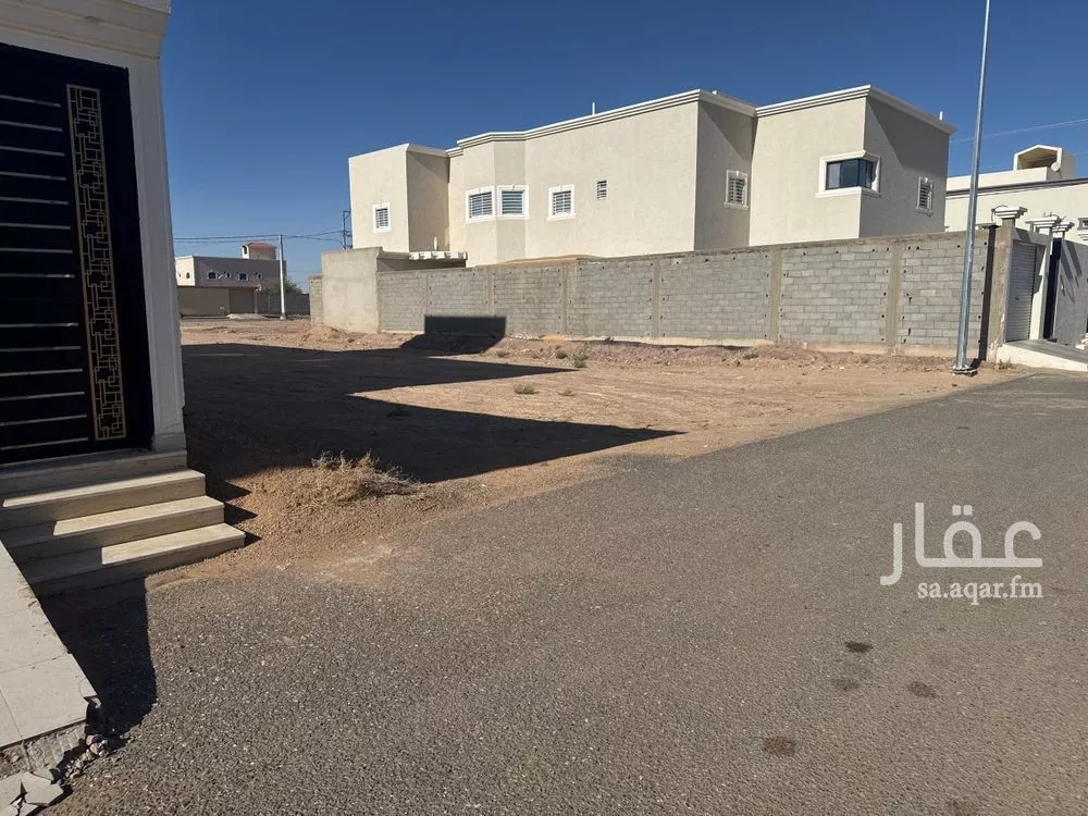 أرض للبيع في شارع الخبر, حي النهضة, مدينة النبهانية, منطقة القصيم 1 صورة