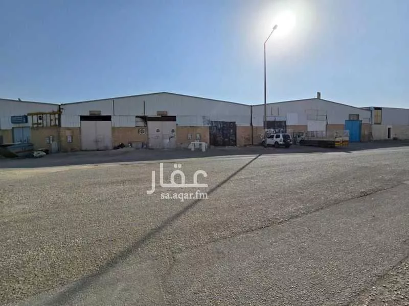 محل للبيع في شارع ابي الحسن الفصيحي, حي العوالي, مدينة الرياض, منطقة الرياض 1 صورة