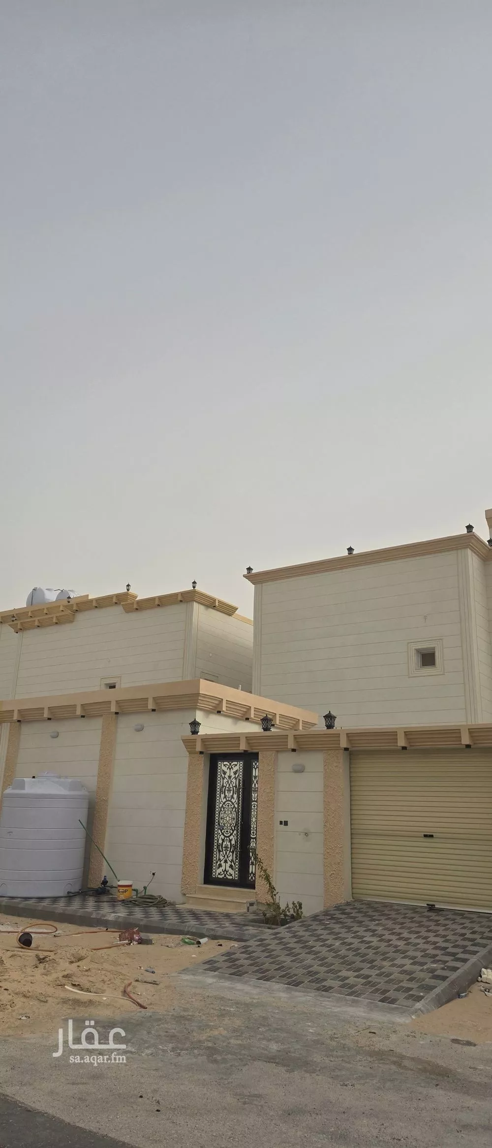 فيلا للبيع في شارع حي ج26 301, حي حي الربوة - بقيق, مدينة بقيق, المنطقة الشرقية 1 صورة