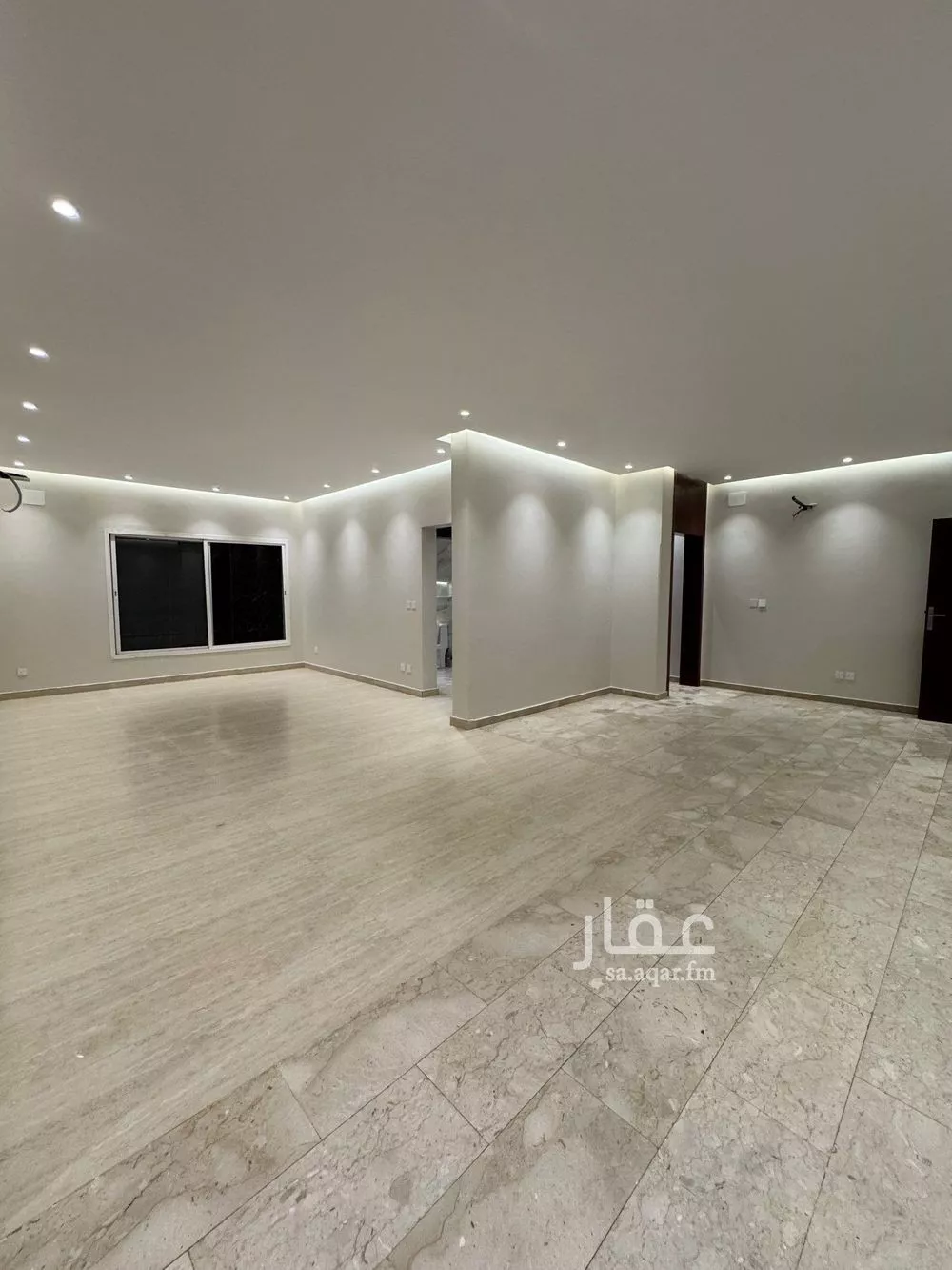 دور للإيجار في شارع ابراهيم الوزي, حي المرجان, مدينة جدة, منطقة مكة المكرمة 1 صورة