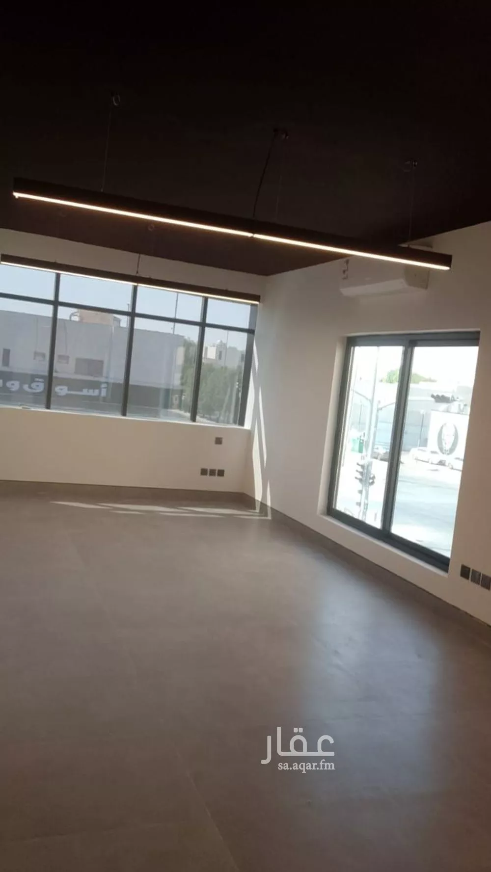 مكتب تجاري للإيجار في شارع الحسن بن علي, حي الروضة, مدينة الرياض, منطقة الرياض 1 صورة