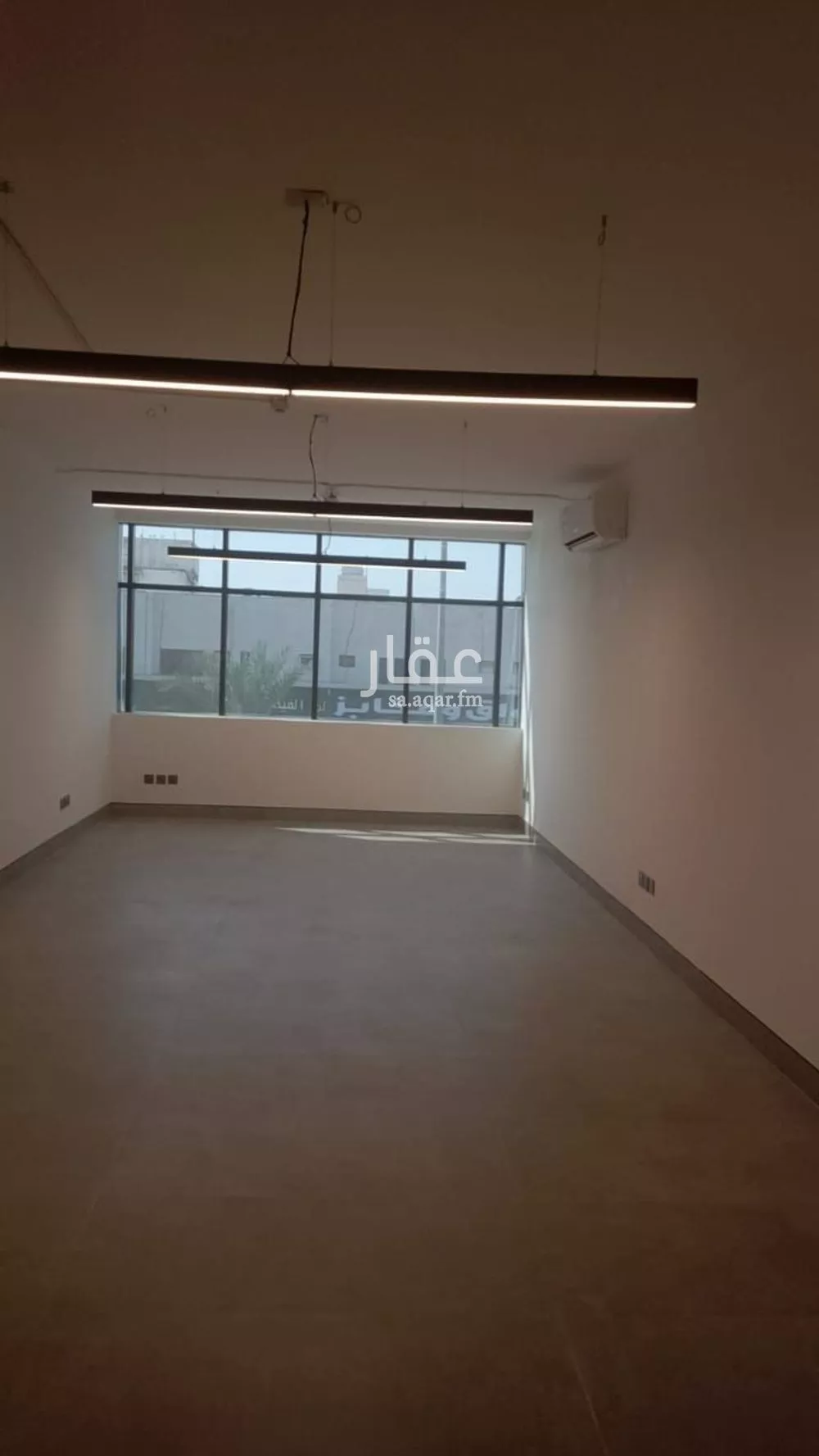 مكتب تجاري للإيجار في شارع الحسن بن علي, حي الروضة, مدينة الرياض, منطقة الرياض 1 صورة