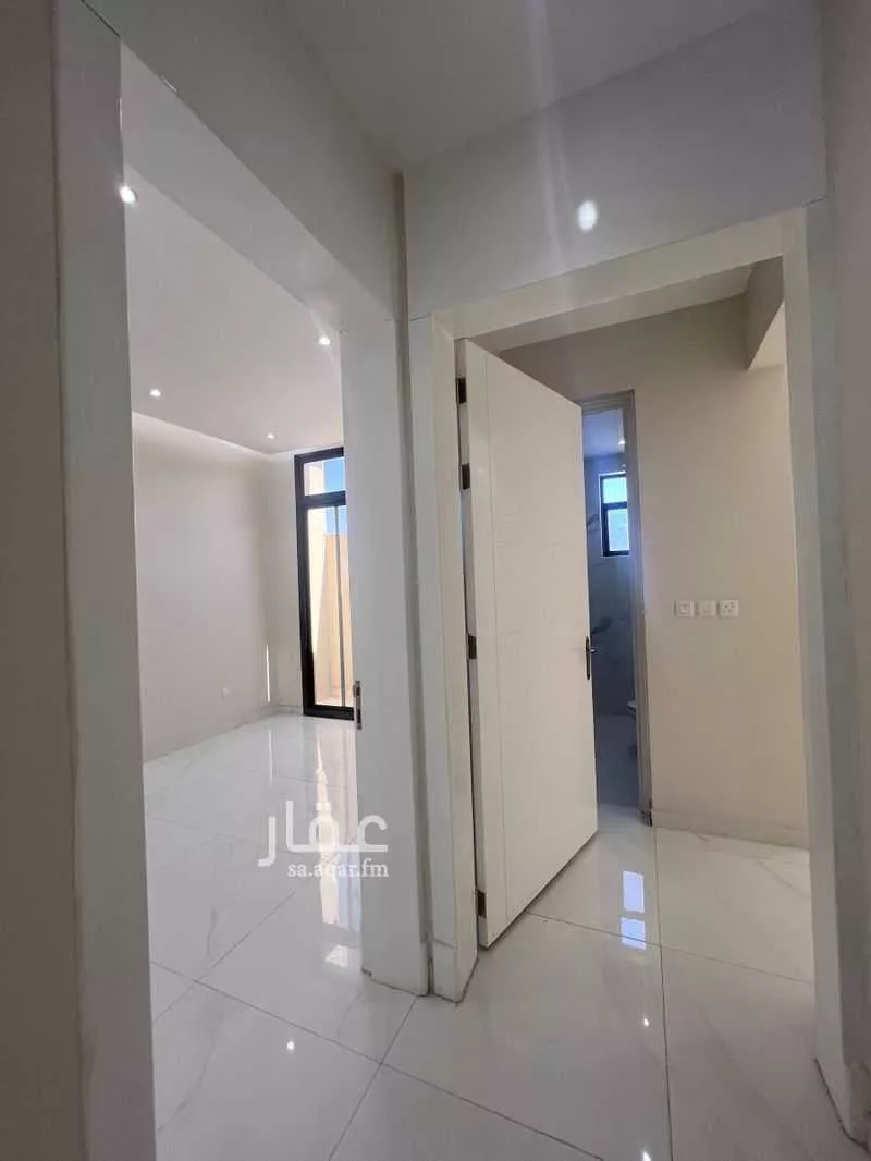 شقة للبيع في شارع الانوار, حي البحيرة, مدينة الخبر, المنطقة الشرقية 1 صورة