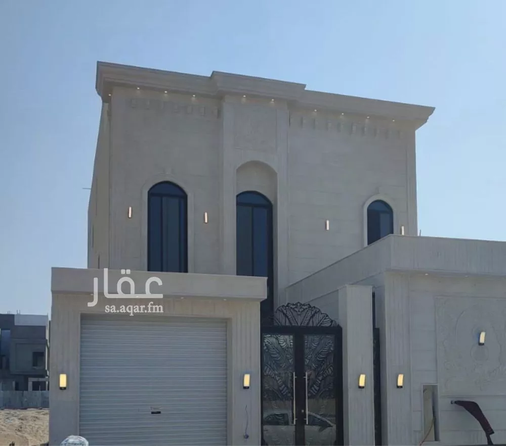 فيلا للبيع في شارع عبدالرحمن ابن كعب الانصاري, حي اللؤلؤ, مدينة الخبر, المنطقة الشرقية 1 صورة