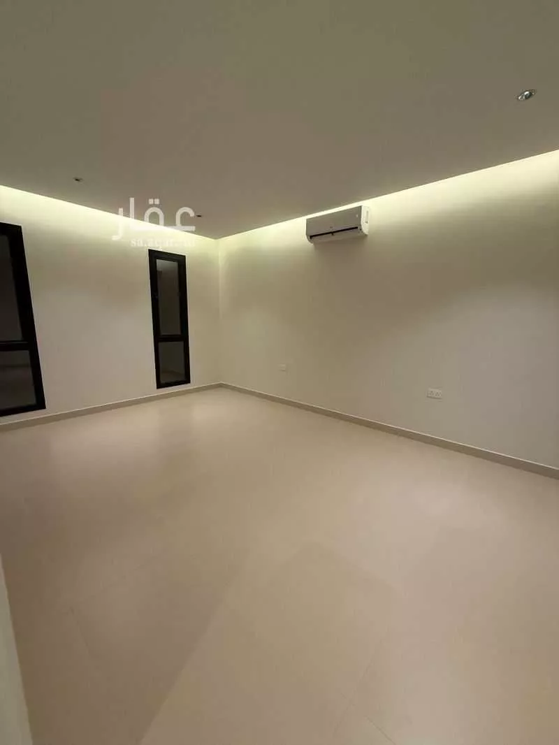 فيلا للبيع في شارع رقم 1159 ، حي مطار الملك خالد الدولي ، الرياض ، منطقة الرياض 1 صورة