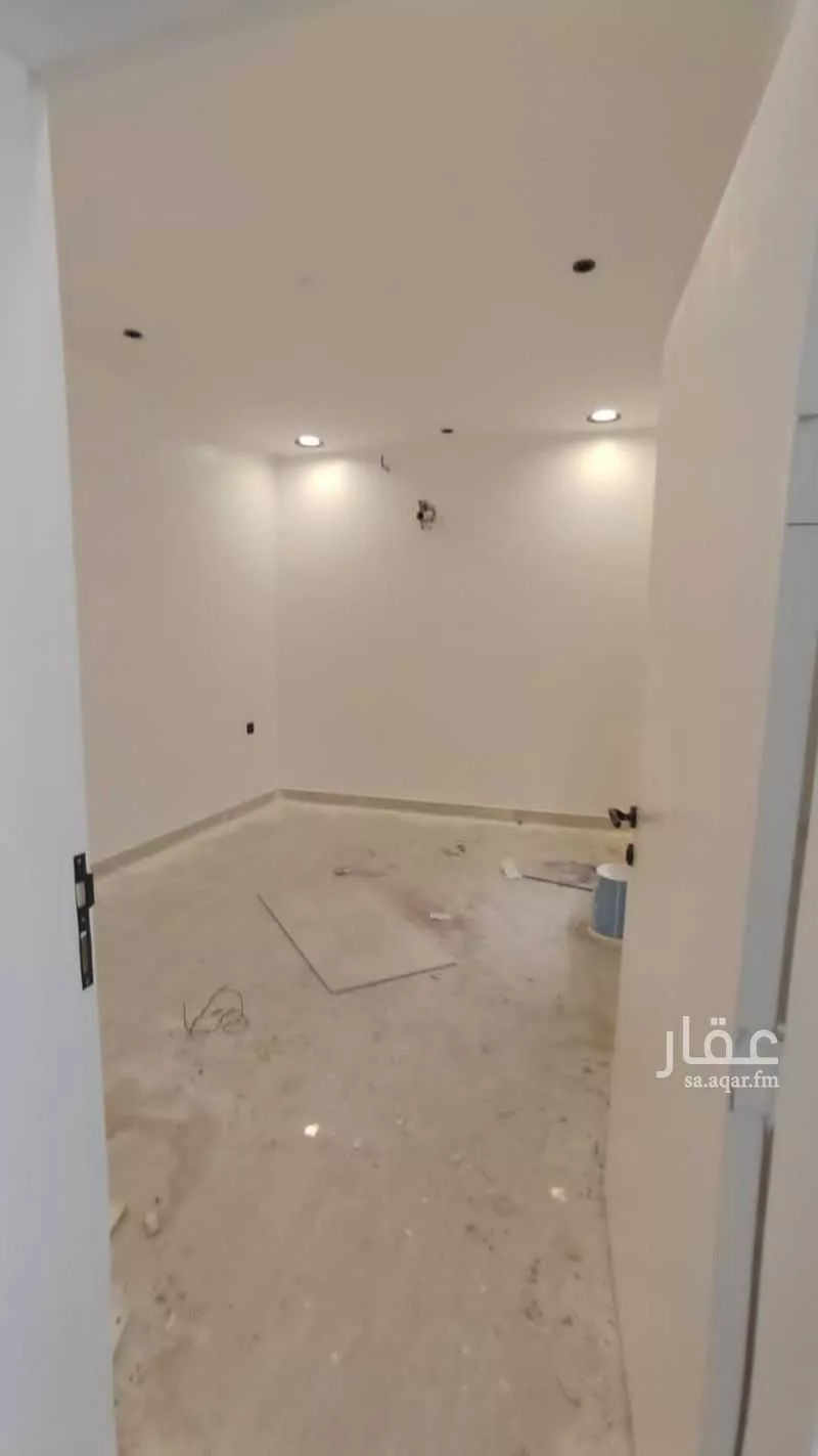 فيلا للبيع في شارع العام, حي العروبة, مدينة الدمام, المنطقة الشرقية 1 صورة
