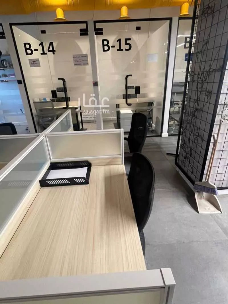 مكتب تجاري للإيجار في شارع صيدا, حي الدريهمية, مدينة الرياض, منطقة الرياض 1 صورة