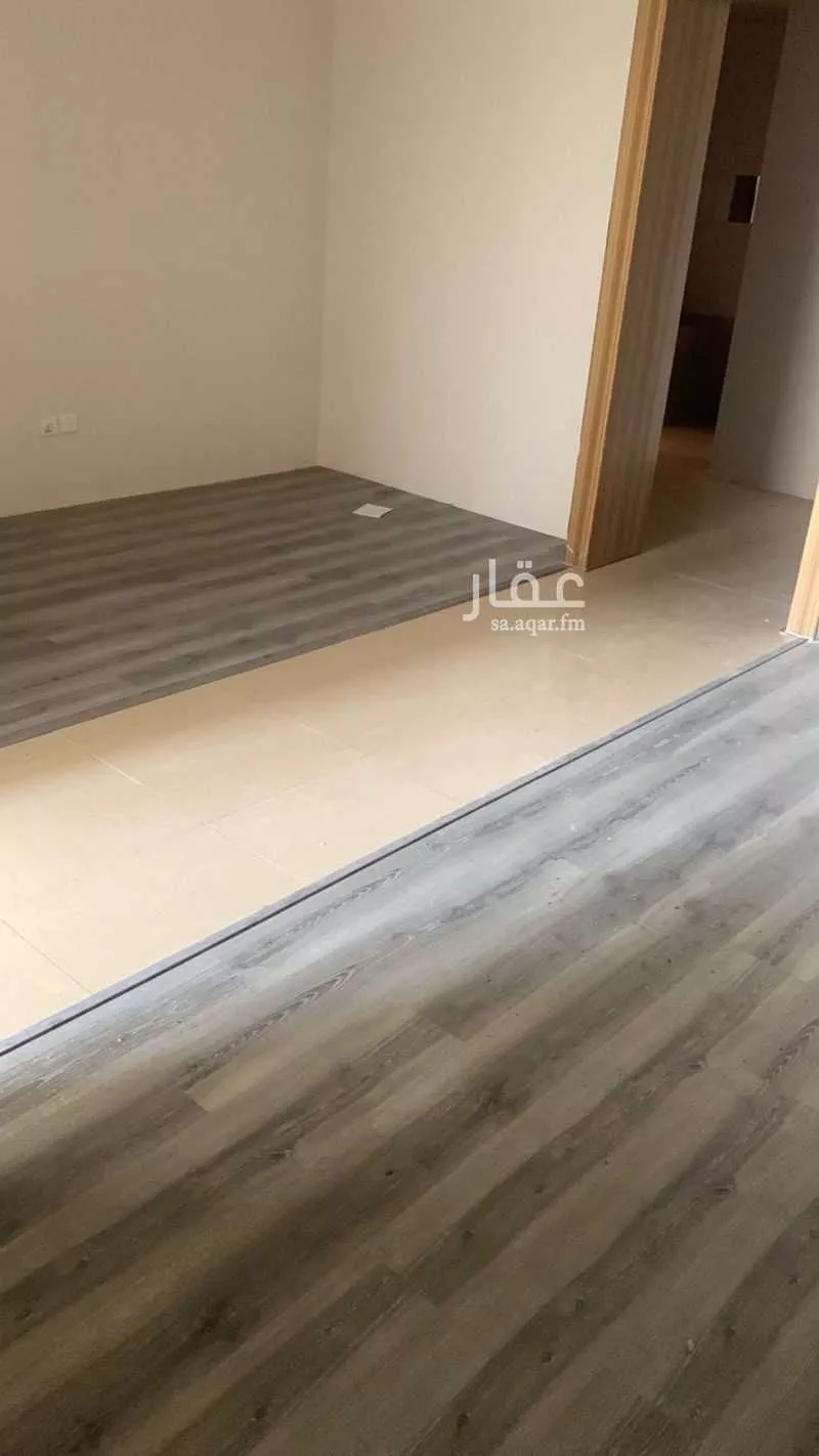 مكتب تجاري للإيجار في شارع الملك عبدالعزيز ابن عبدالرحمن سعود الفرعي, حي المصيف, مدينة الرياض, منطقة الرياض 1 صورة