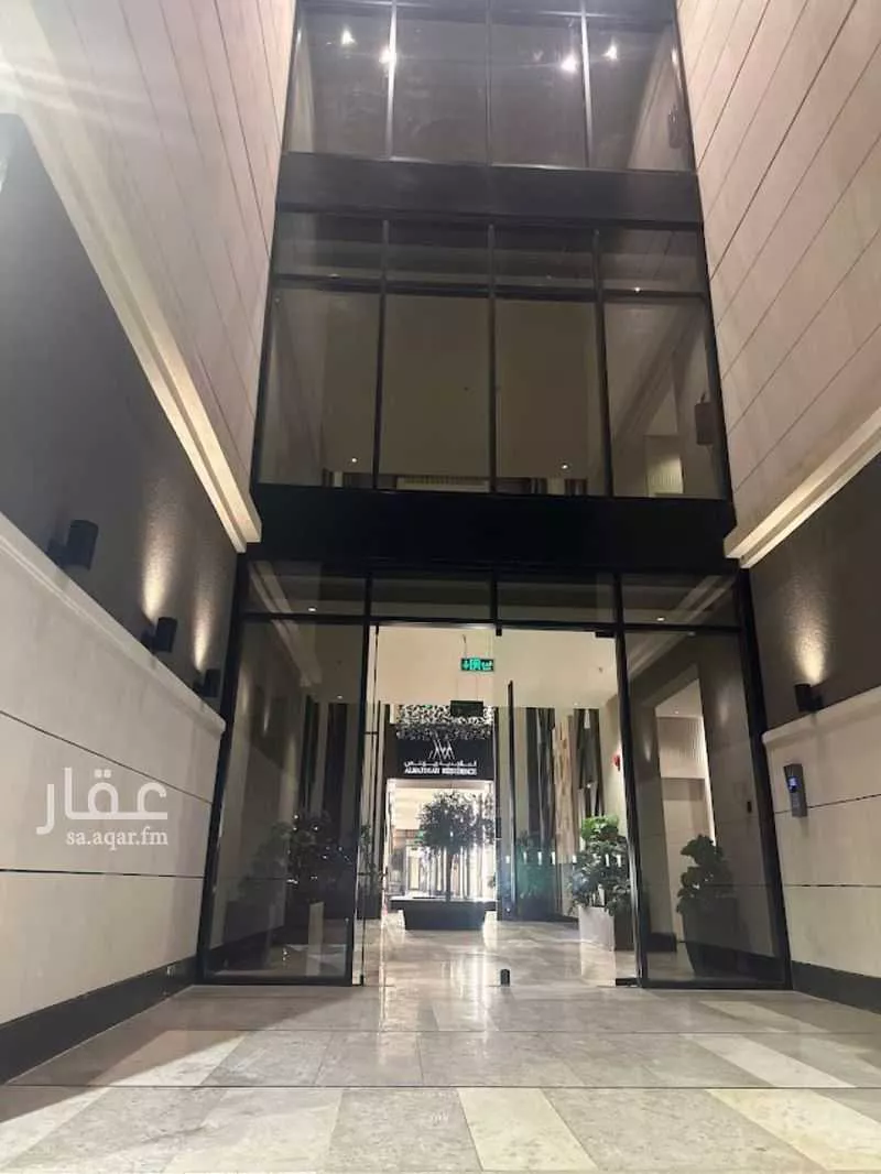 شقة للإيجار في شارع محمد بن عبدالعزيز الدغيثر, حي الملقا, مدينة الرياض, منطقة الرياض 1 صورة