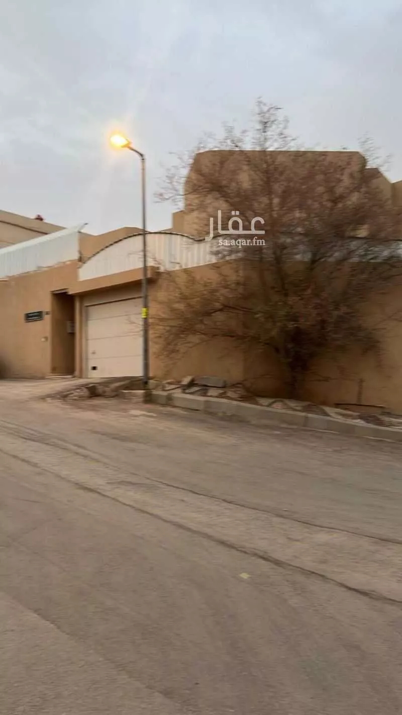 فيلا للبيع في شارع الفرعة, حي ظهرة البديعة, مدينة الرياض, منطقة الرياض 1 صورة