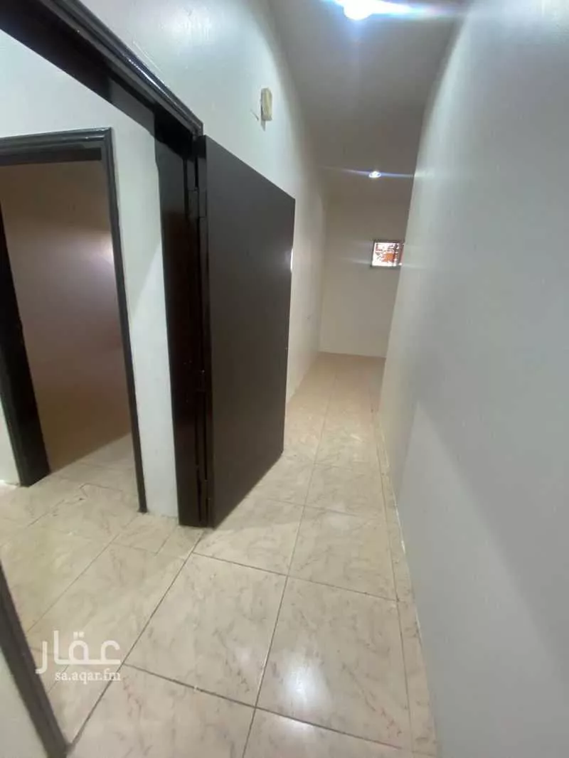 شقة للإيجار في شارع  ابي حنيفه, حي العريجاء الأوسط, مدينة الرياض, منطقة الرياض 1 صورة