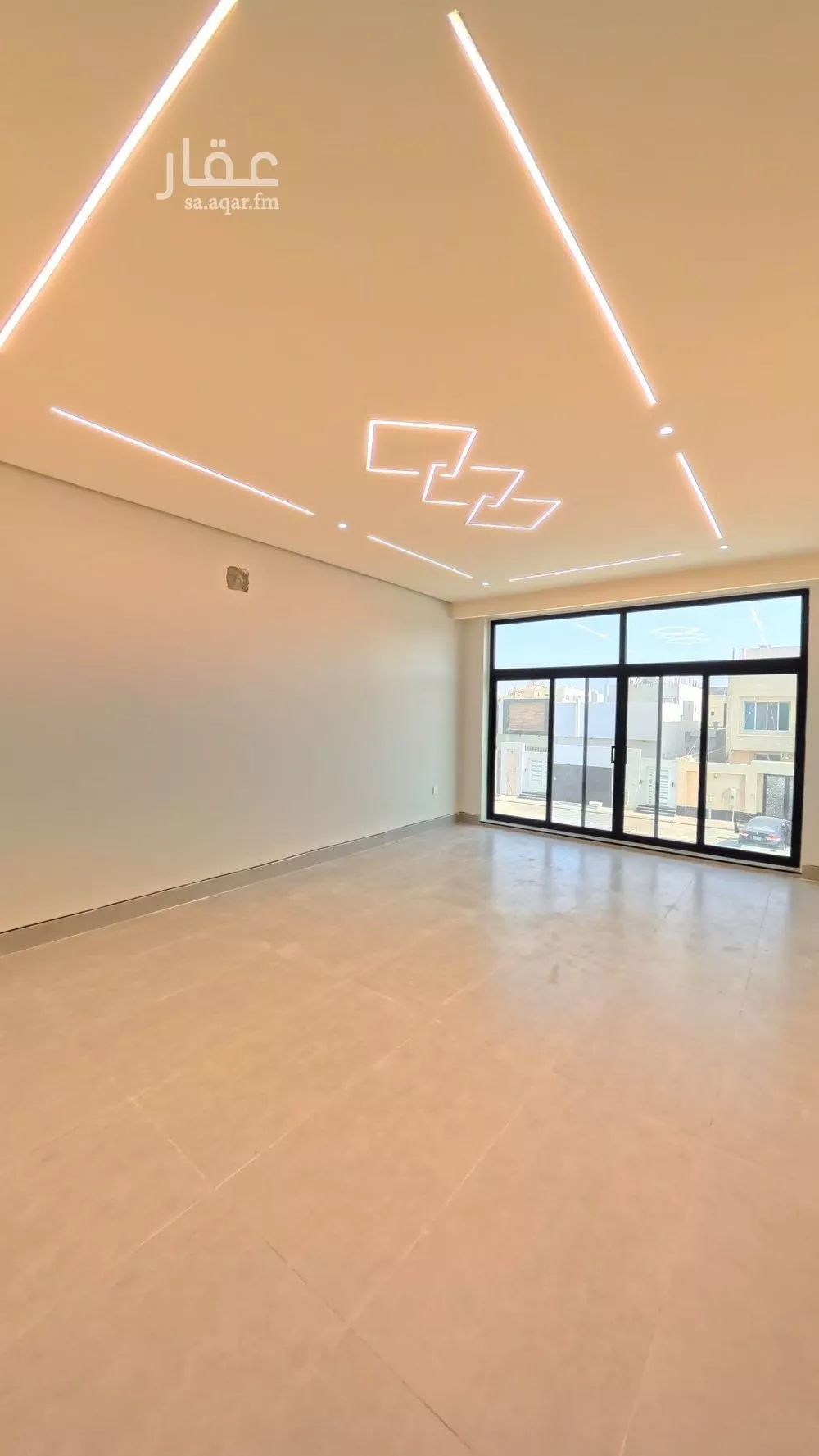 فيلا للبيع في شارع 10د, حي ضاحية الملك فهد, مدينة الدمام, المنطقة الشرقية 1 صورة