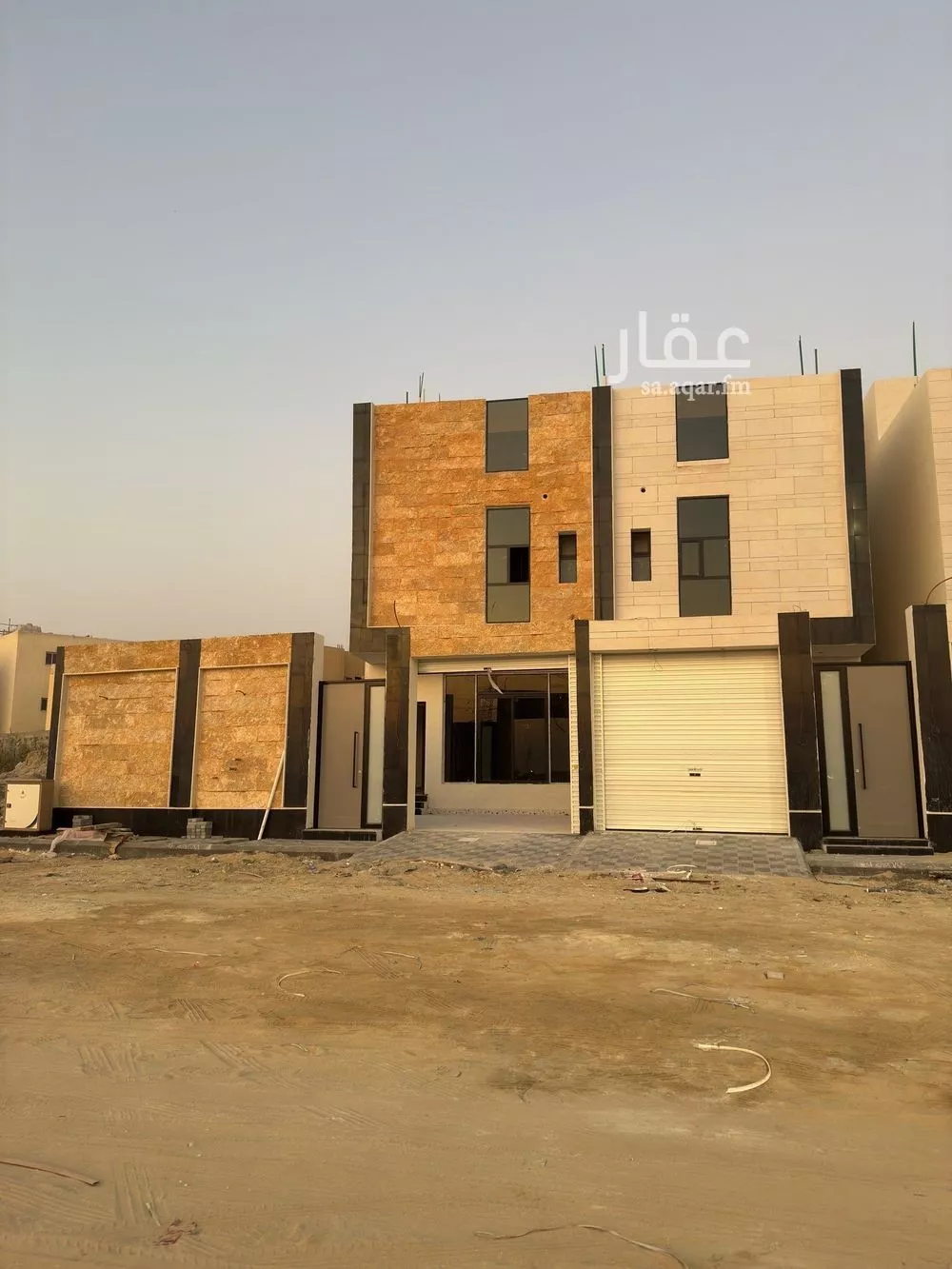 فيلا للبيع في شارع ابو مسعود البدري, حي ضاحية الملك فهد, مدينة الدمام, المنطقة الشرقية 1 صورة