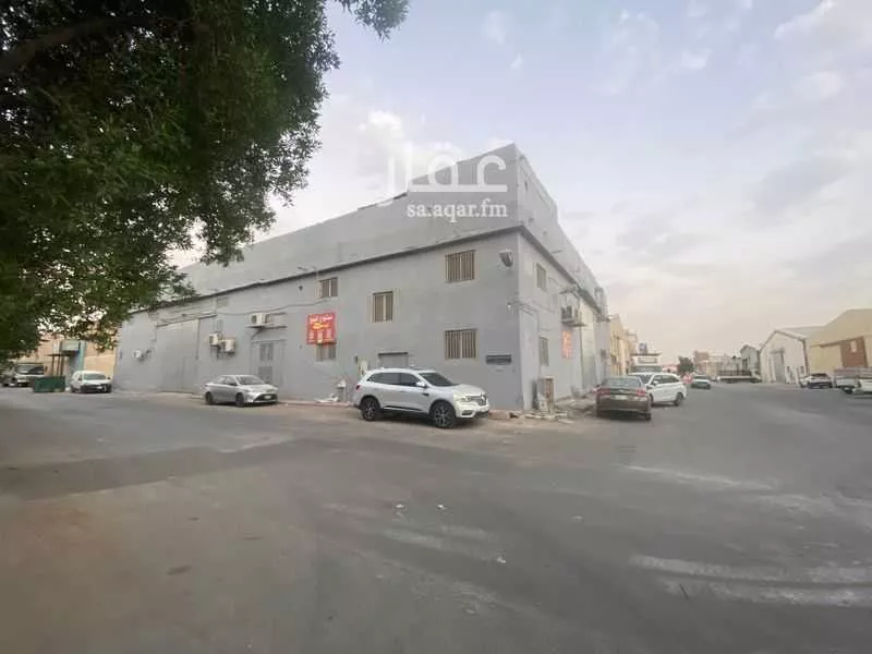 محل للبيع في شارع ابي الحسن الواعظ, حي الفيصلية, مدينة الرياض, منطقة الرياض 1 صورة