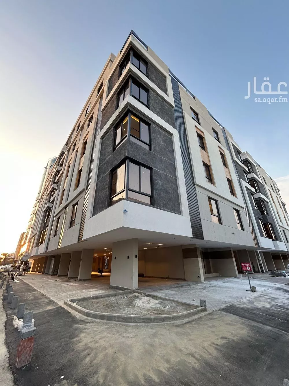 شقة للبيع في شارع الكويت, حي الفيصلية, مدينة جدة, منطقة مكة المكرمة 1 صورة