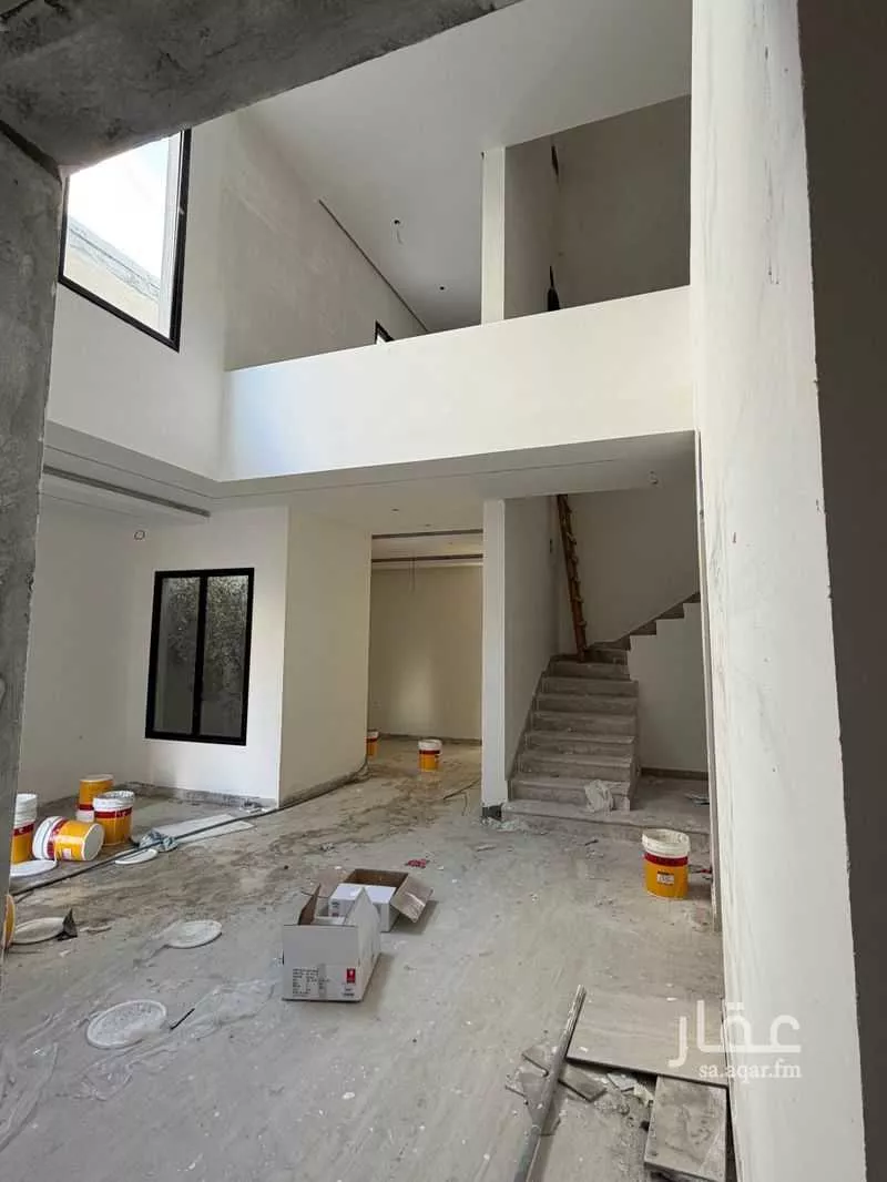 فيلا للبيع في شارع اسماعيل العبدي, حي الأمواج, مدينة الخبر, المنطقة الشرقية 1 صورة