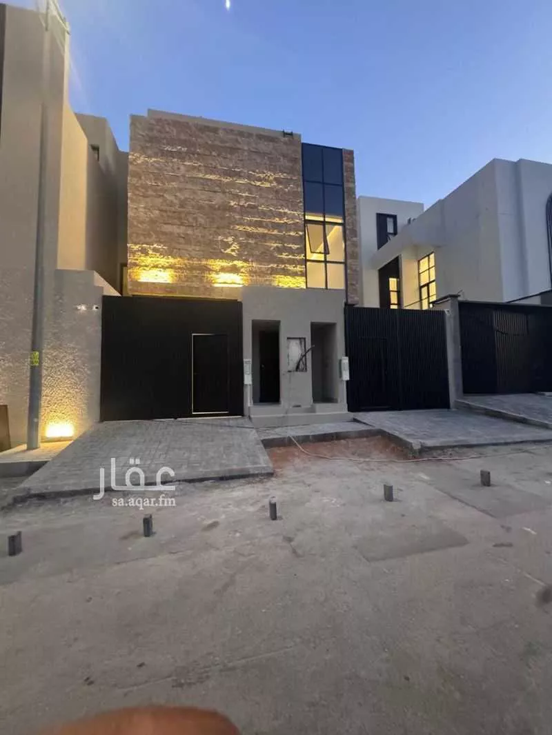 فيلا للبيع في شارع رقم 372, حي الملقا, مدينة الرياض, منطقة الرياض 1 صورة