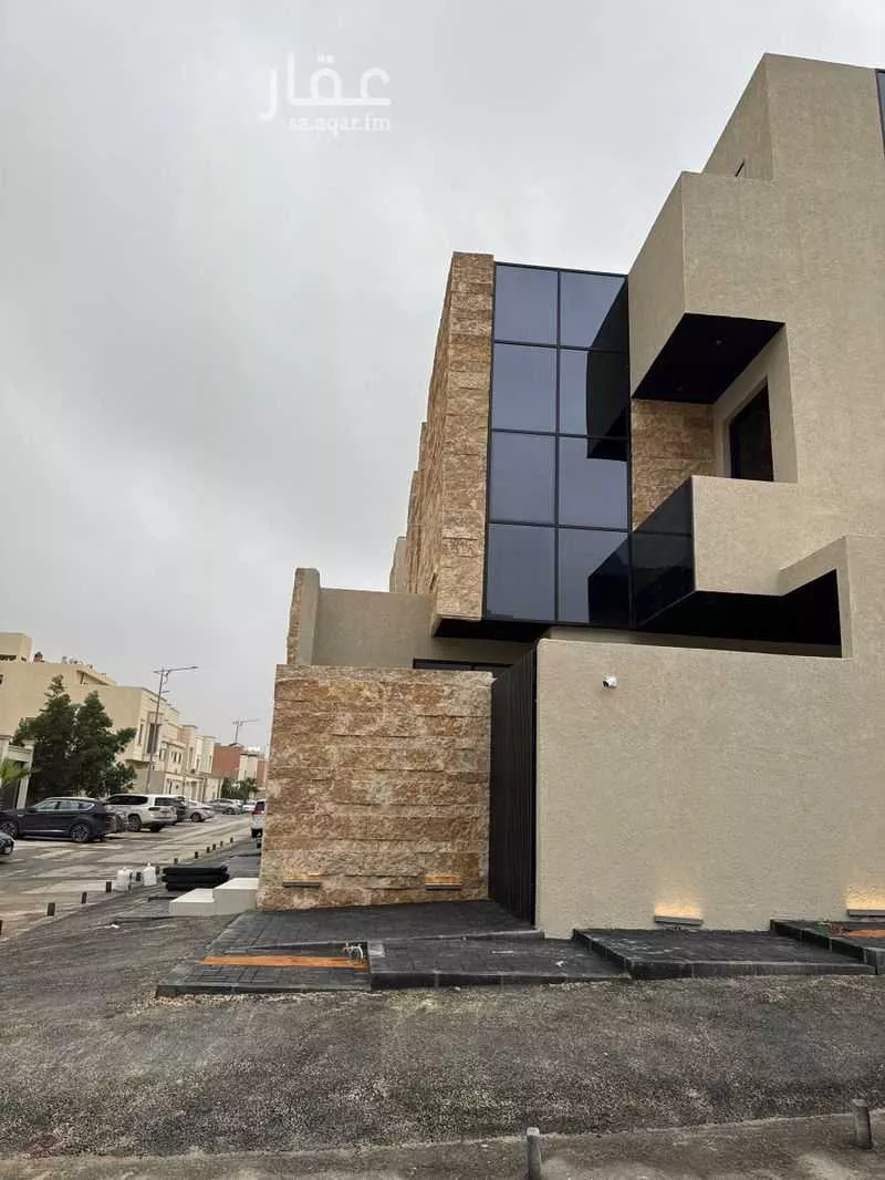 فيلا للبيع في شارع رقم 372, حي الملقا, مدينة الرياض, منطقة الرياض 1 صورة