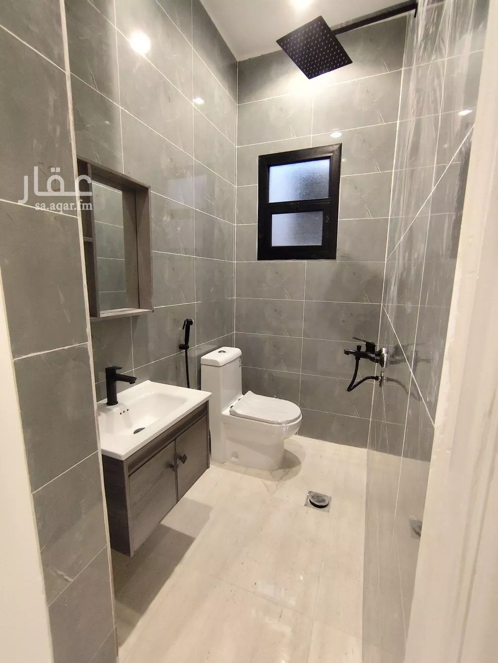 شقة للإيجار في شارع عقدة, حي السليمانية, مدينة الرياض, منطقة الرياض 1 صورة