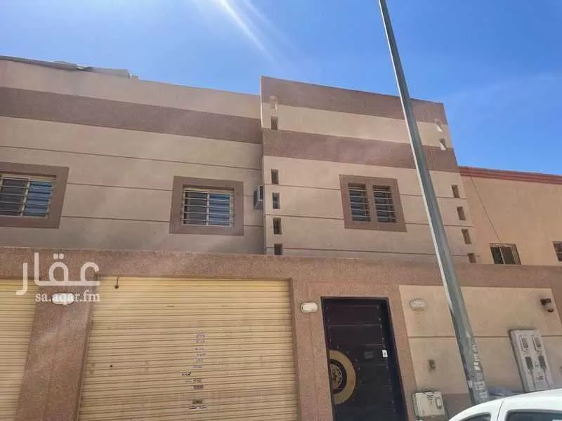 فيلا للبيع في شارع البحيرة, حي الدار البيضاء, مدينة الرياض, منطقة الرياض 1 صورة