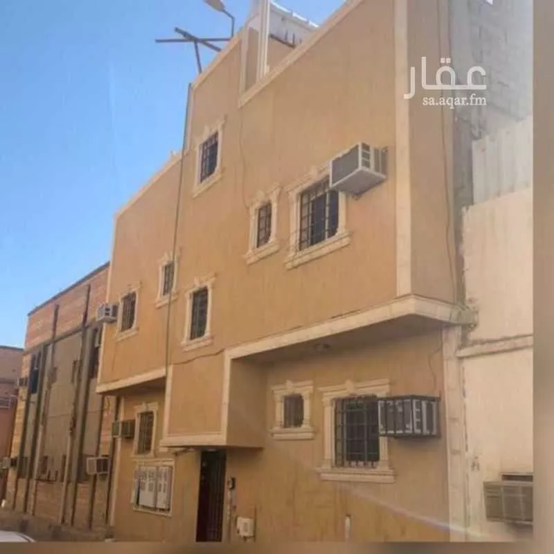 عمارة للبيع في شارع إسحاق بن سليمان, حي السويدي, مدينة الرياض, منطقة الرياض 1 صورة
