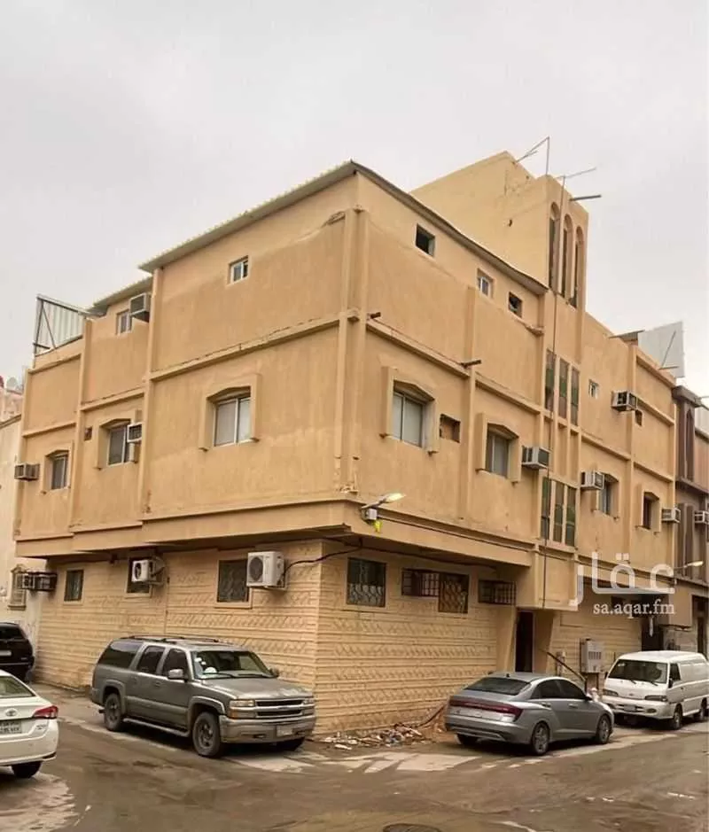 عمارة للبيع في شارع ابن الحلاوي, حي العود, مدينة الرياض, منطقة الرياض 1 صورة