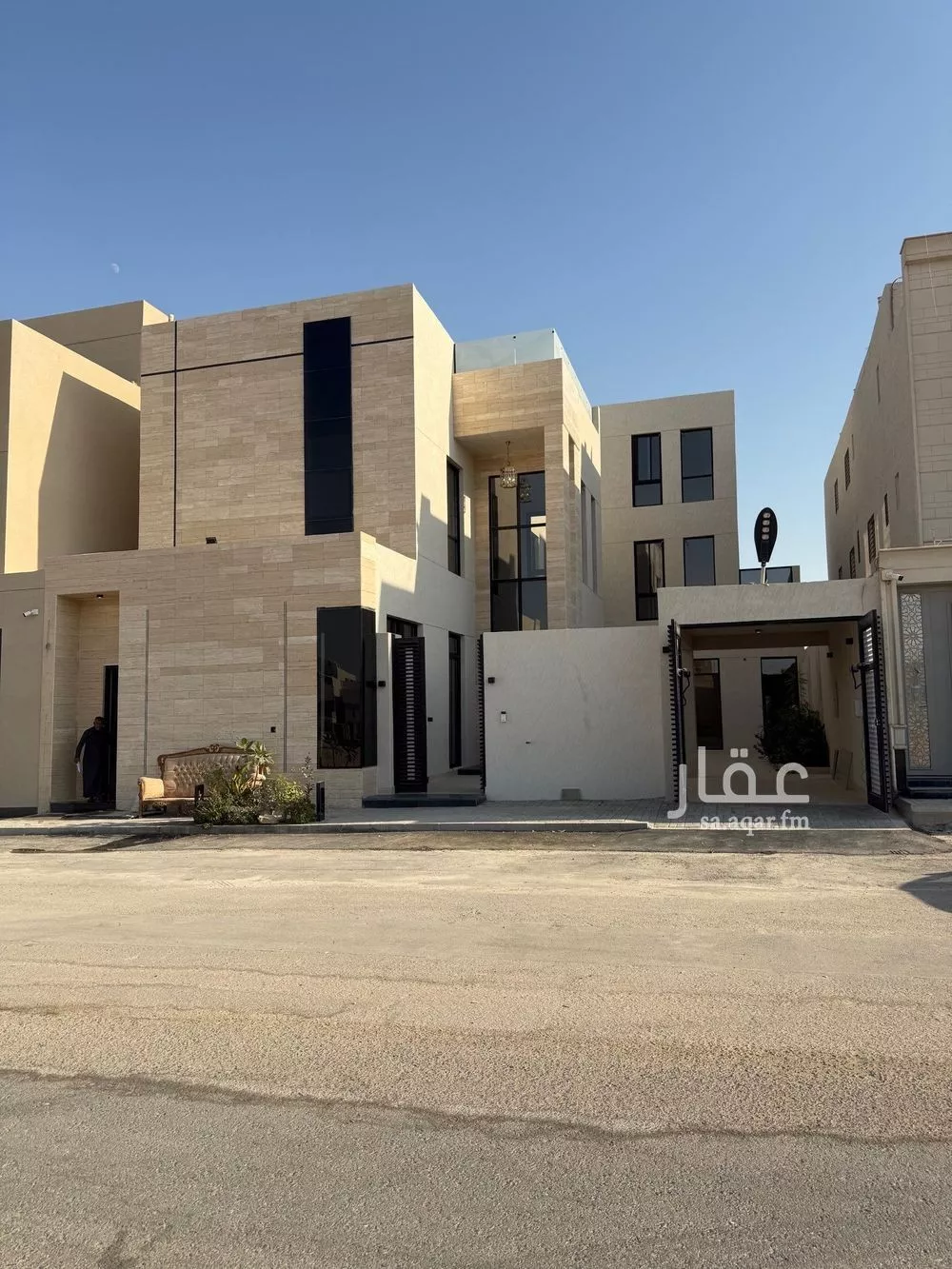 فيلا للبيع في شارع أمين بن محمد مرداد, حي المهدية, مدينة الرياض, منطقة الرياض 1 صورة