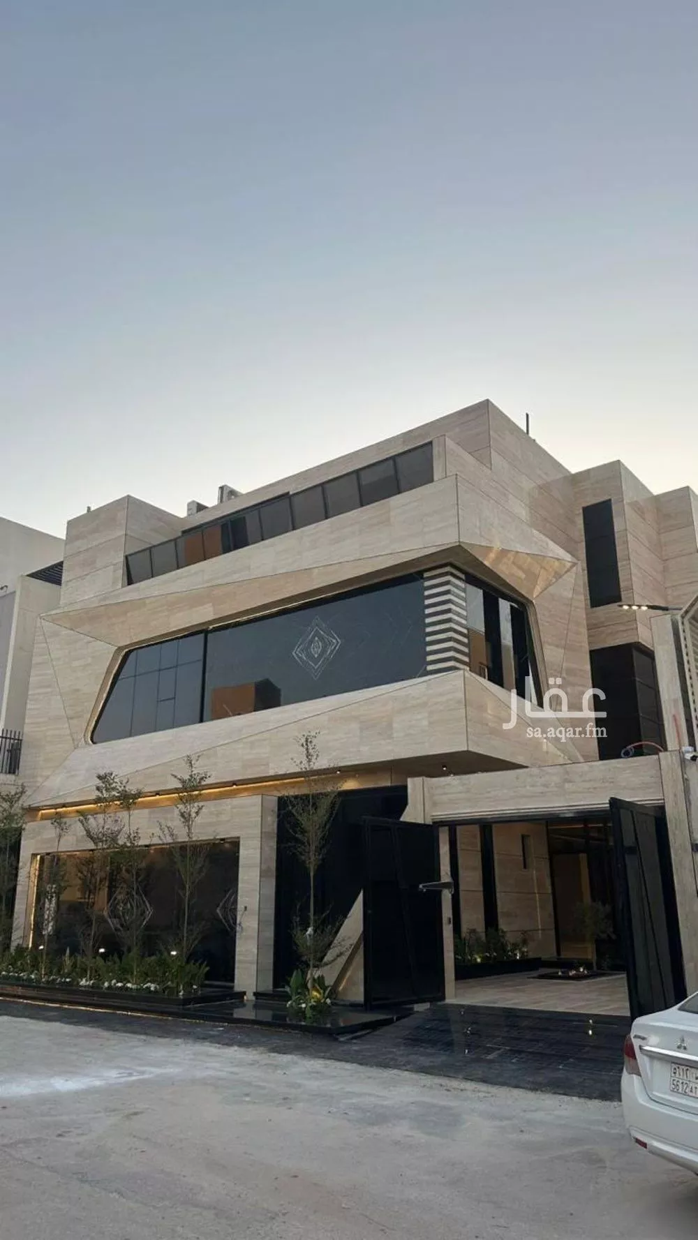 فيلا للبيع في شارع عبدالله بن وهب, حي المهدية, مدينة الرياض, منطقة الرياض 1 صورة