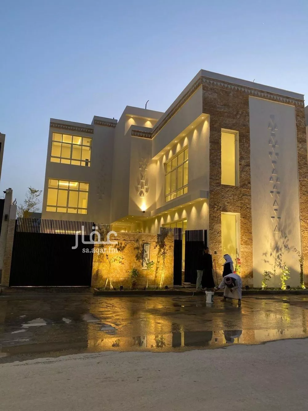 فيلا للبيع في شارع مليح بن طريف, حي المهدية, مدينة الرياض, منطقة الرياض 1 صورة