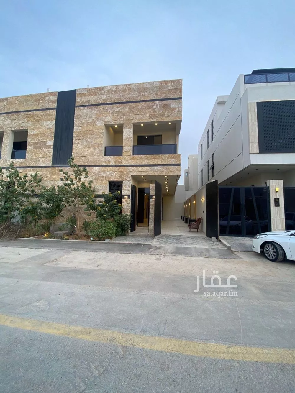 فيلا للبيع في شارع فؤاد محمد عمر توفيق, حي المهدية, مدينة الرياض, منطقة الرياض 1 صورة